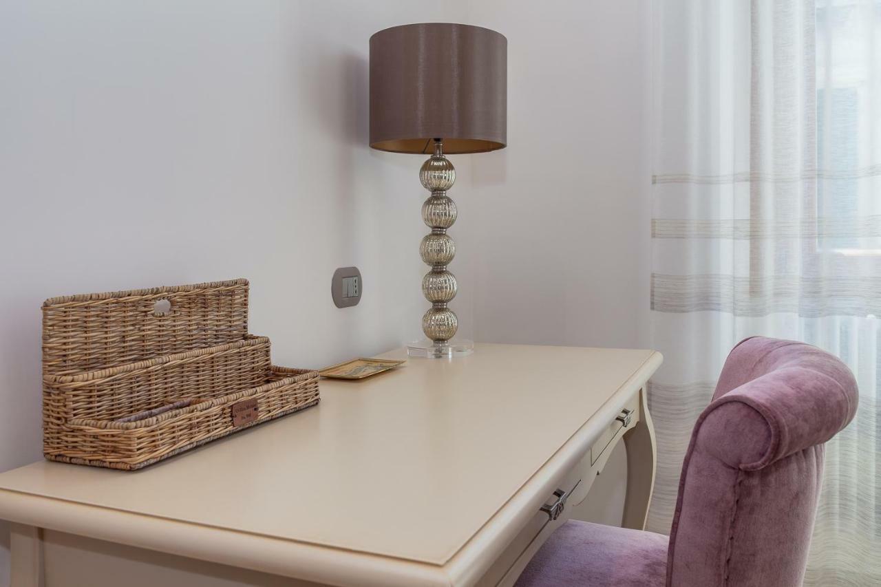 One & Only Buonarroti Suite Rome Bagian luar foto